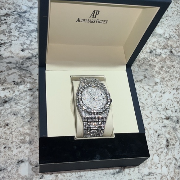 Buss Down Moissanite Diamond AP Watch - Picture 1 of 2
